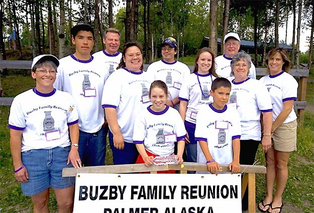 Group photo of the Elton Buzby family